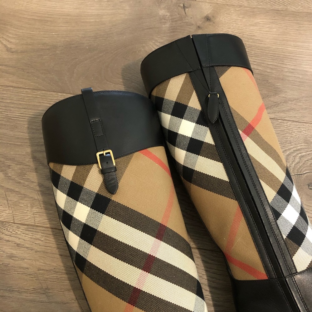 Burberry Housecheck Copse HC Flat Boot - Picture 3 of 4